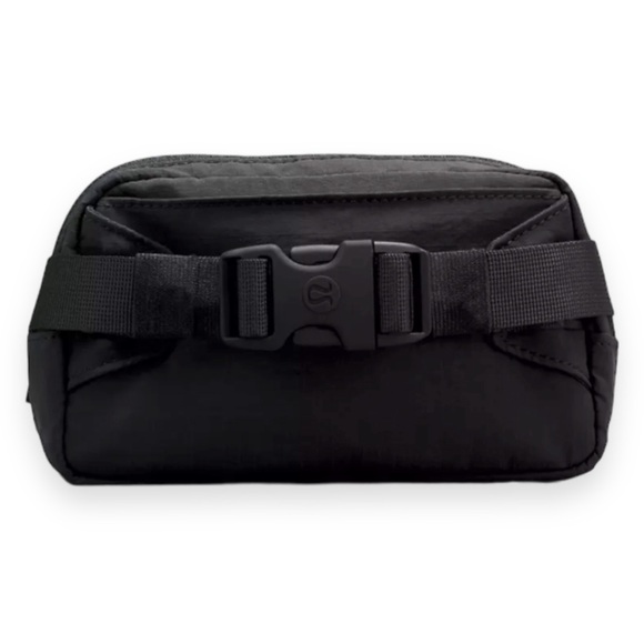 Lululemon Mini Belt Bag - Picture 3 of 8